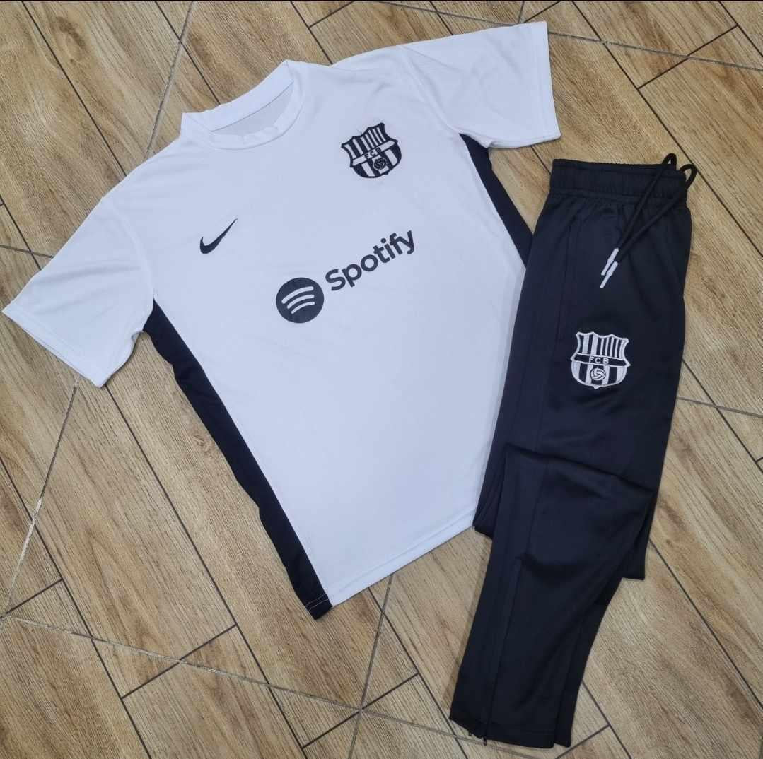FCB Pantalon + Trico