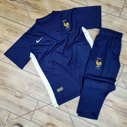 France Pantalon + Trico